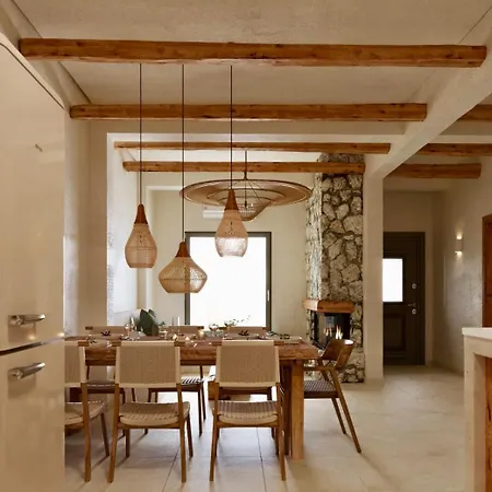 Elaia Luxury House