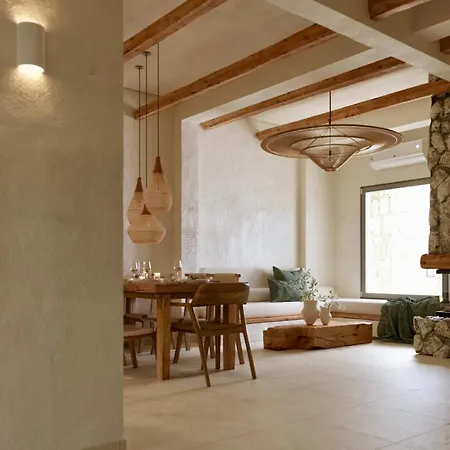 Elaia Luxury House