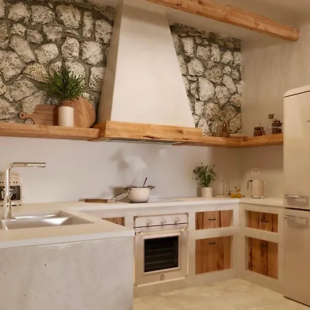 בית נופש Elaia Luxury House ארכאנגלוס