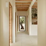 Elaia Luxury House *