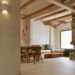 Elaia Luxury House