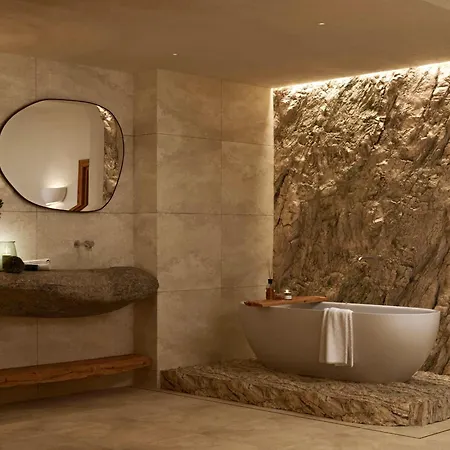 Elaia Luxury House